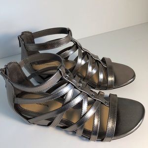 Croft & Barrows Baroque Sandals size 8 New w/box